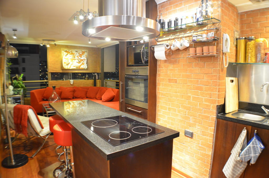 Apartamentos Capital Santiago Szoba fotó