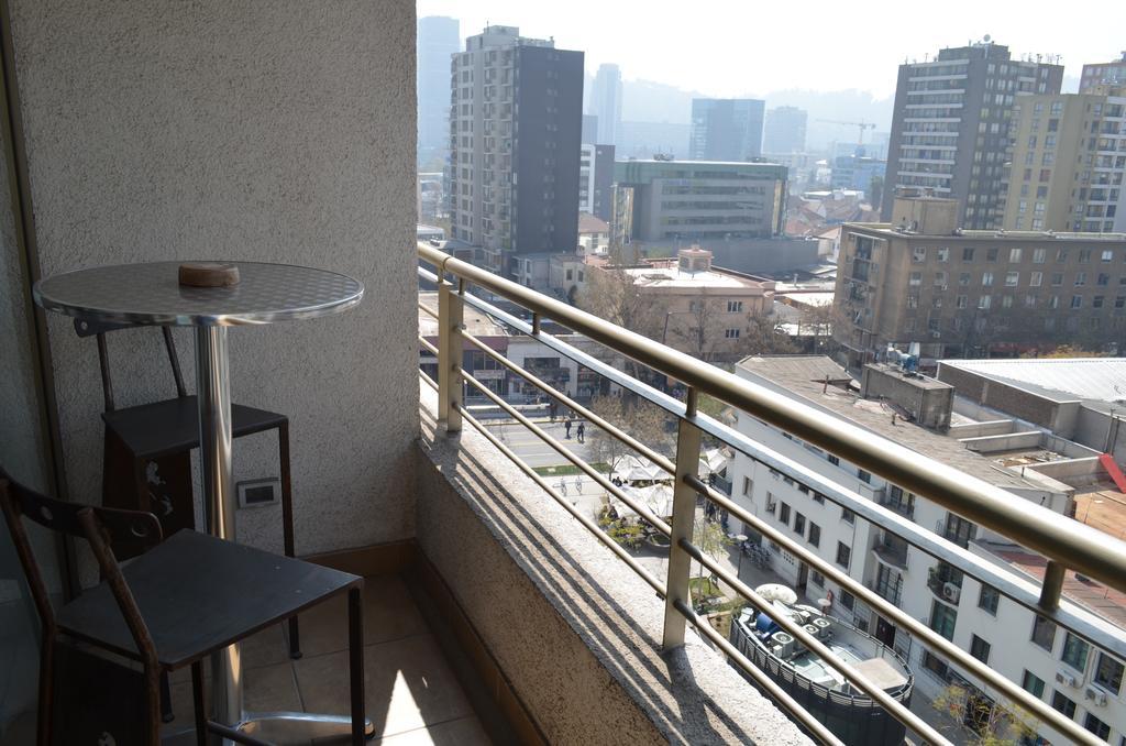 Apartamentos Capital Santiago Szoba fotó